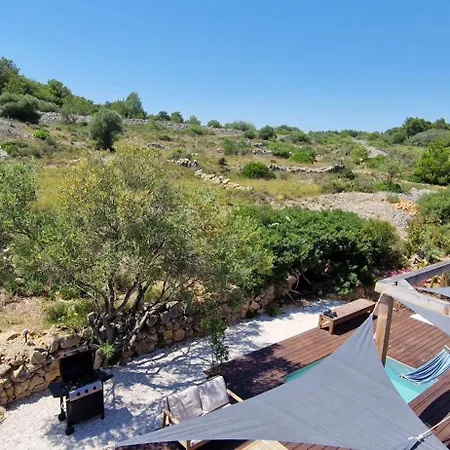 Uoleva Villa